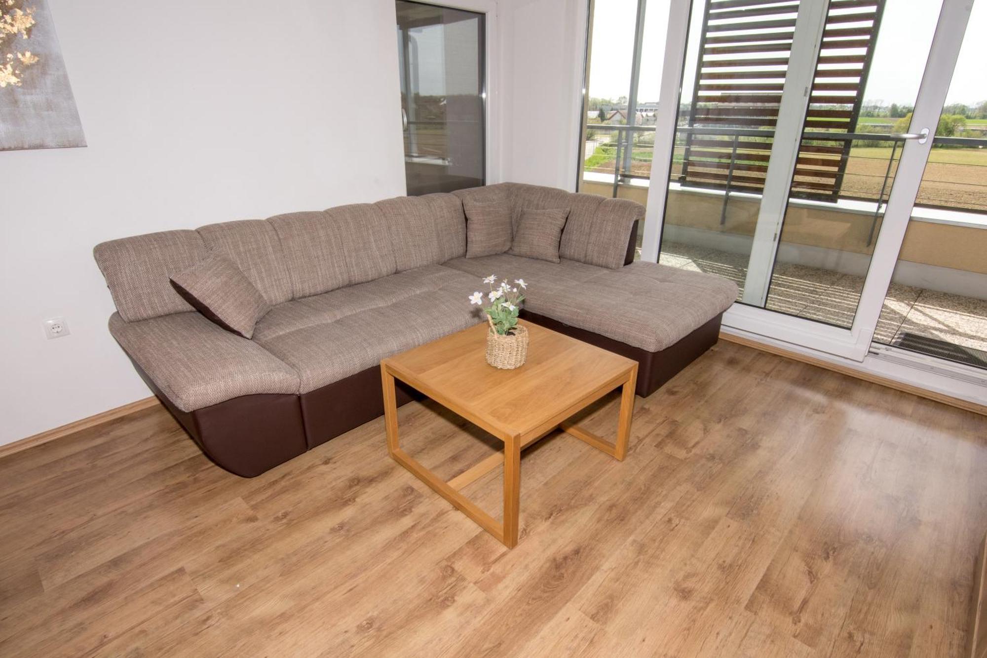 Apartmaji Aida Моравске-Топлице Екстериор снимка